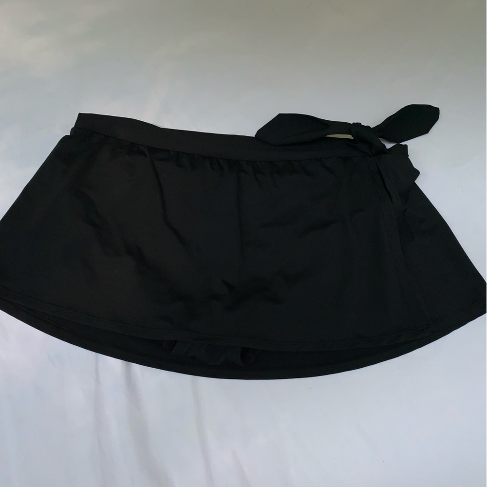 Chaps Black Fold Over Swim Skirtini Skorts Bottoms Shorts Swimwear Size 10 NWT